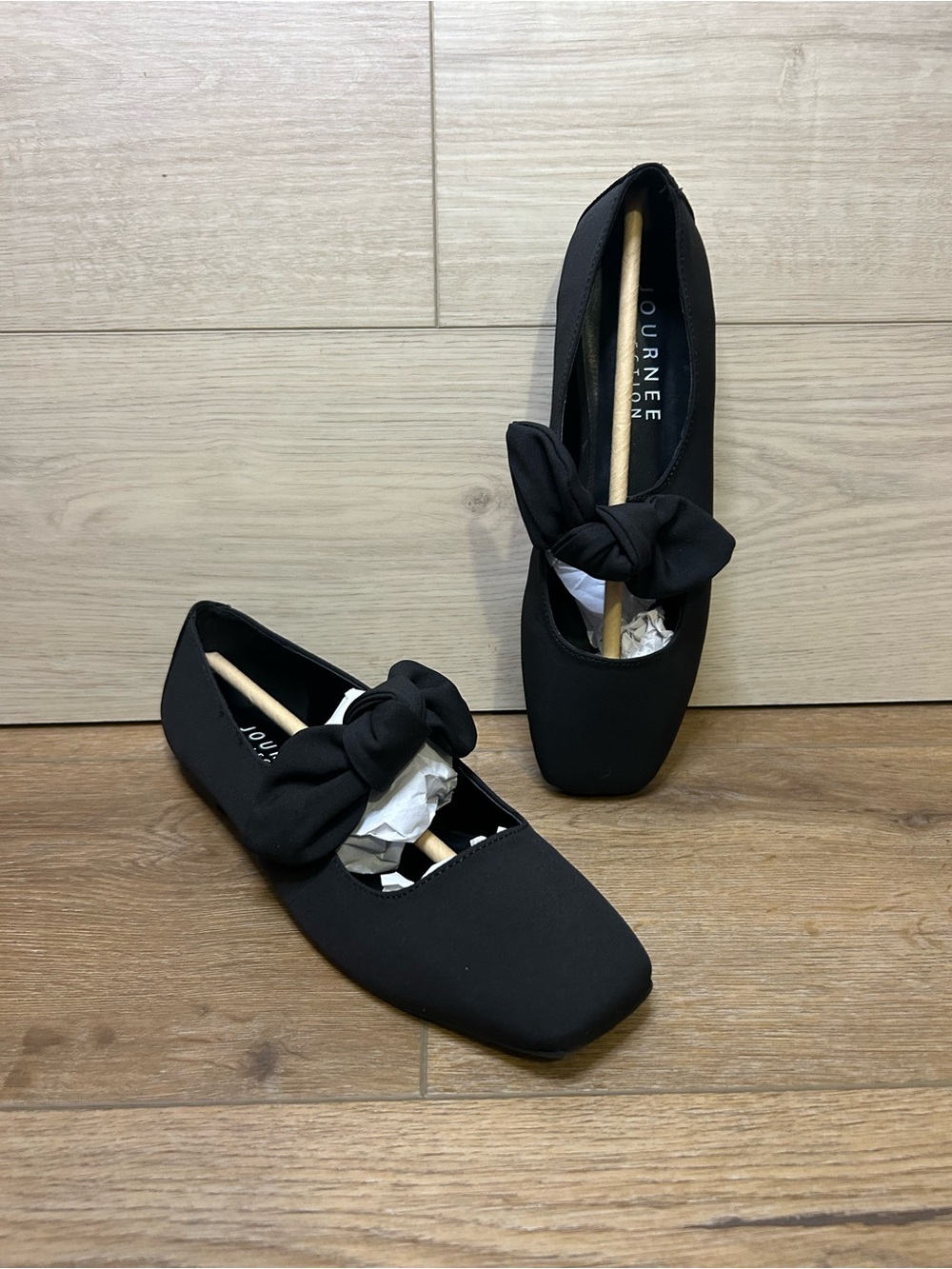 JOURNEE COLLECTION Seralinn Black Bow Flats, NEW! Size 7